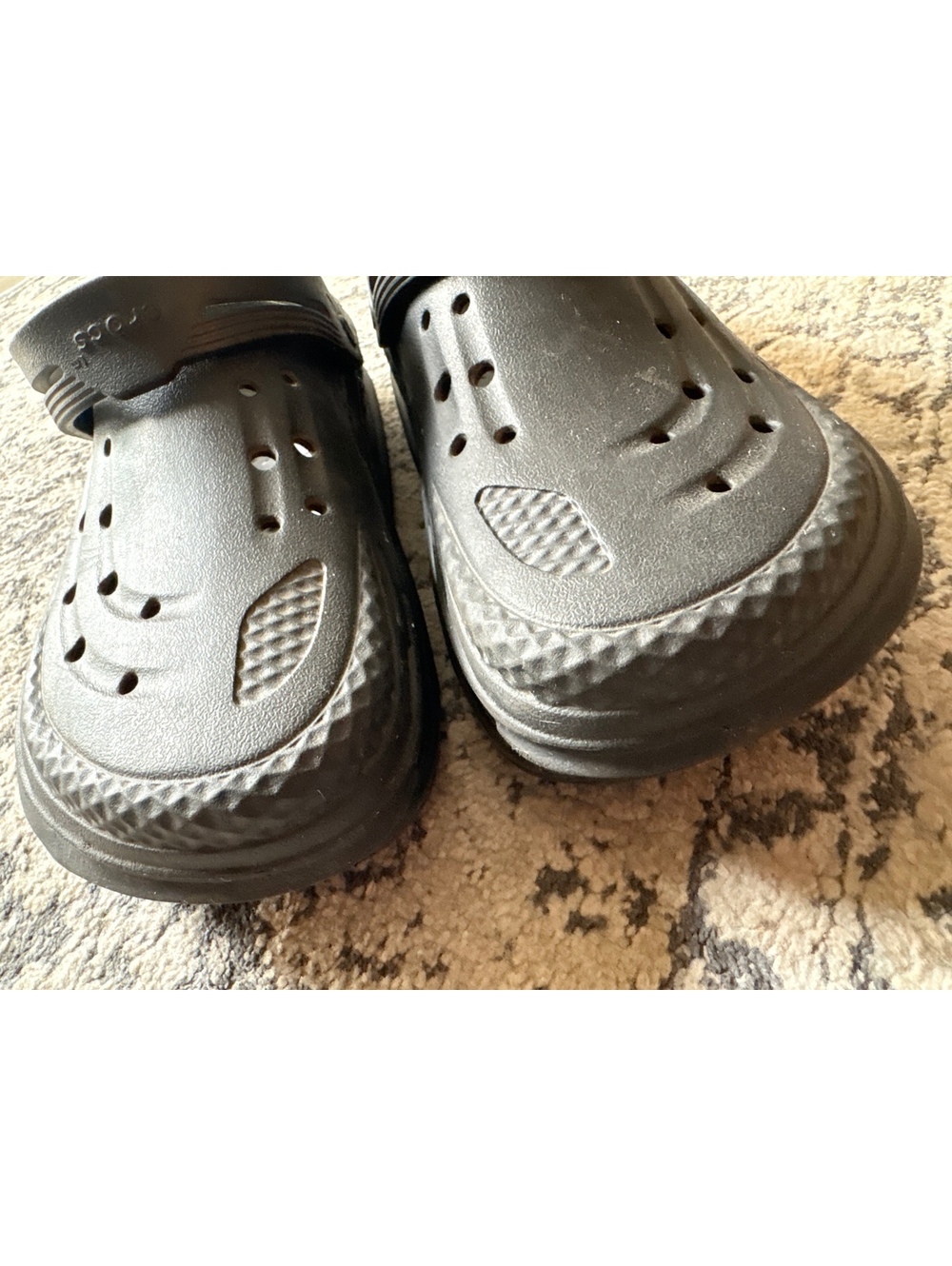 Crocs off-grid Black Clogs Size men’s 11